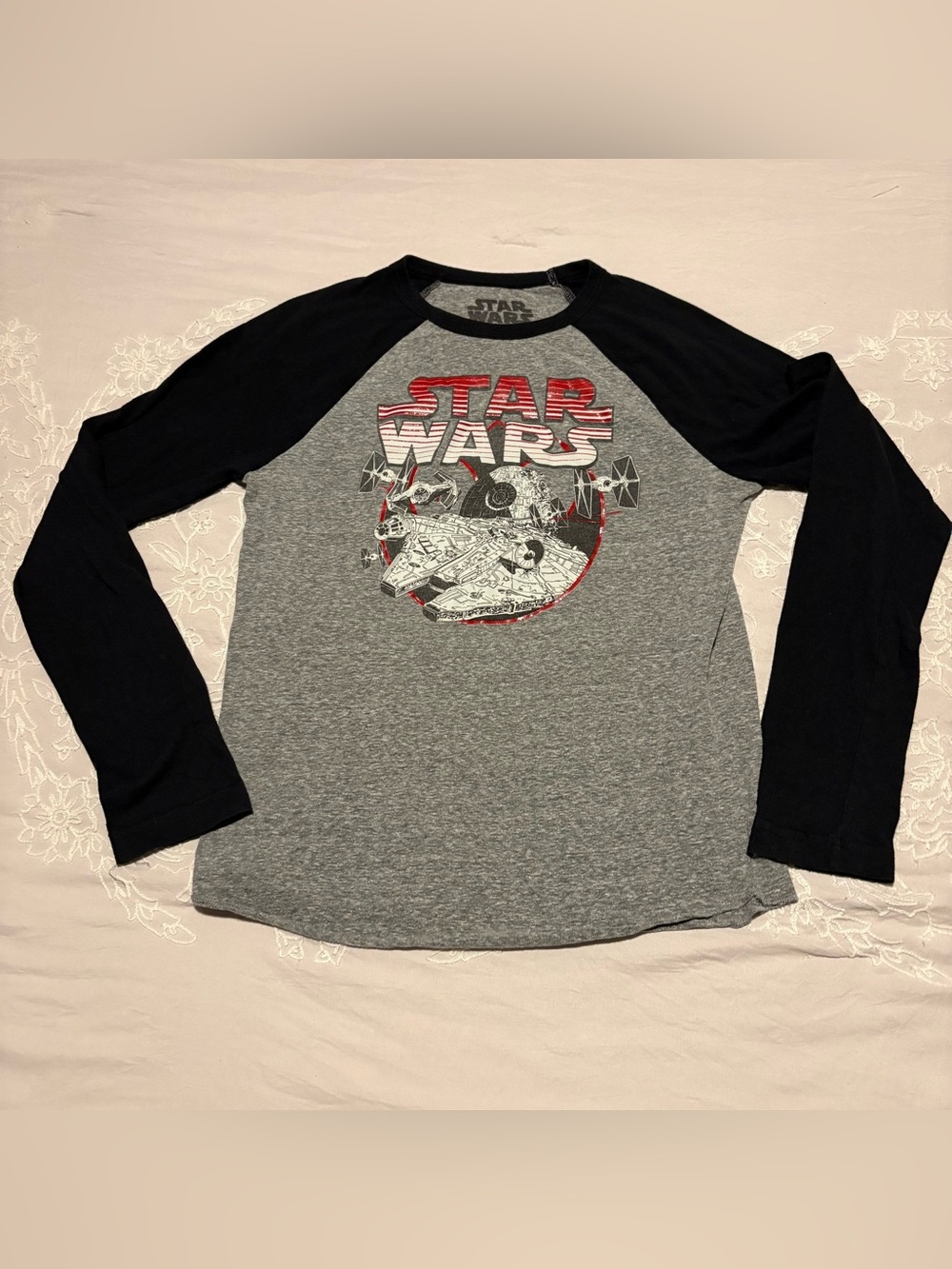 Star Wars Men’s Gray & Black Long Sleeve Raglan Tee with Red Graphic